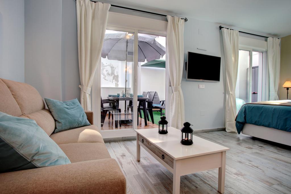 Malaga Lodge Studio Bagian luar foto