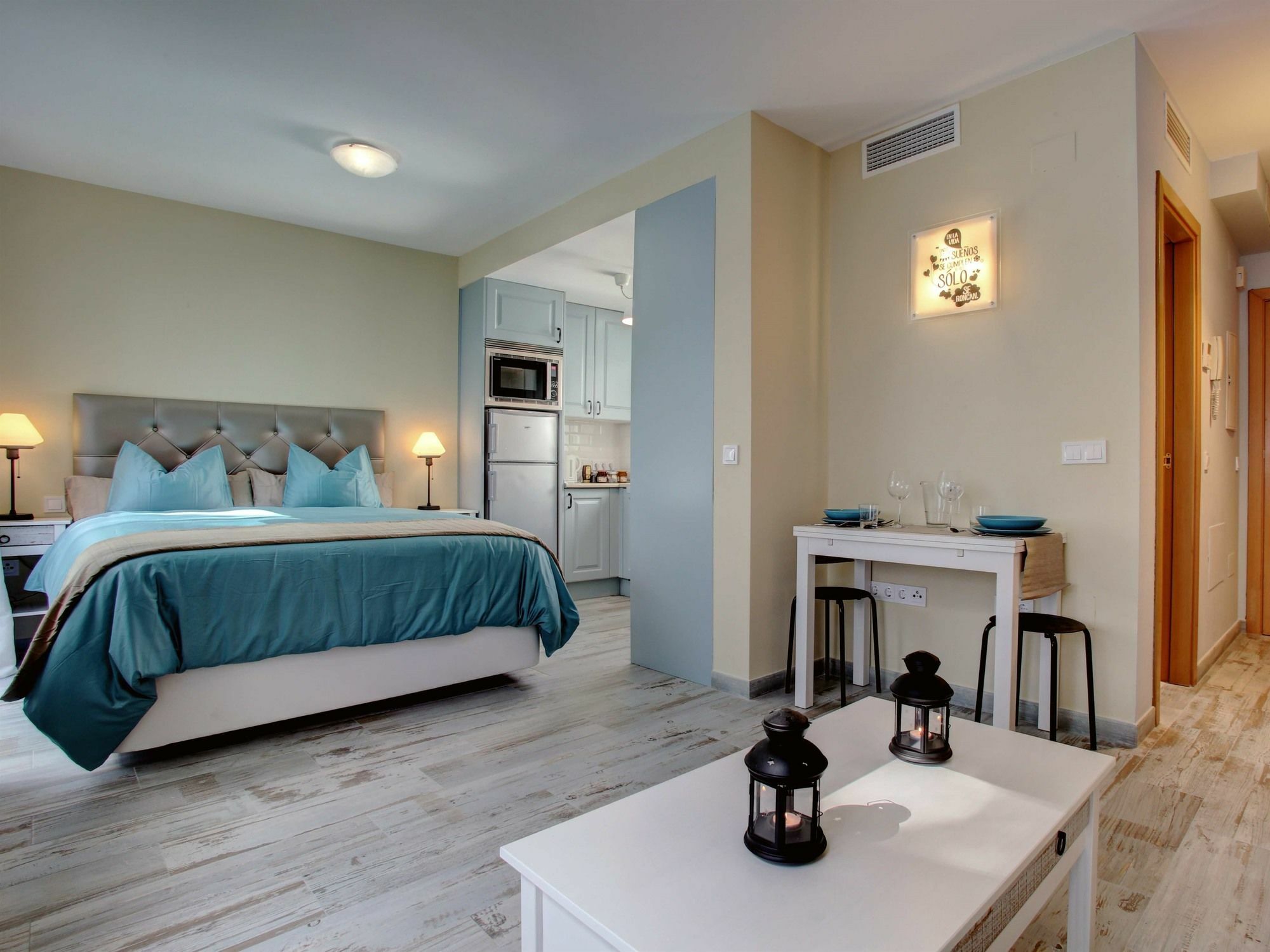Malaga Lodge Studio Bagian luar foto